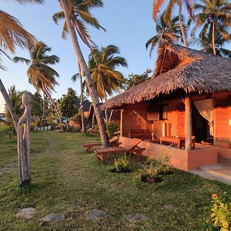 Bed and Breakfast Le Transat Амбатолоака Экстерьер фото