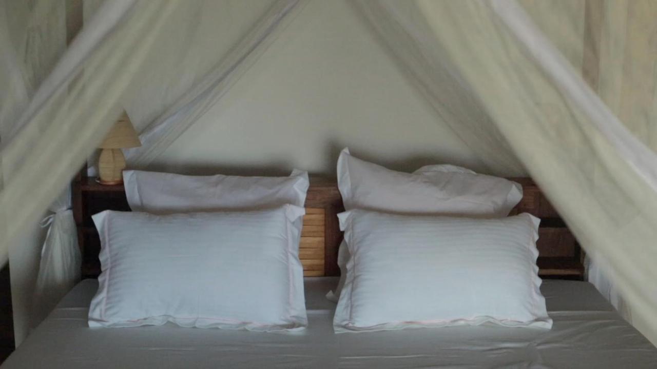 Bed and Breakfast Le Transat Амбатолоака Экстерьер фото