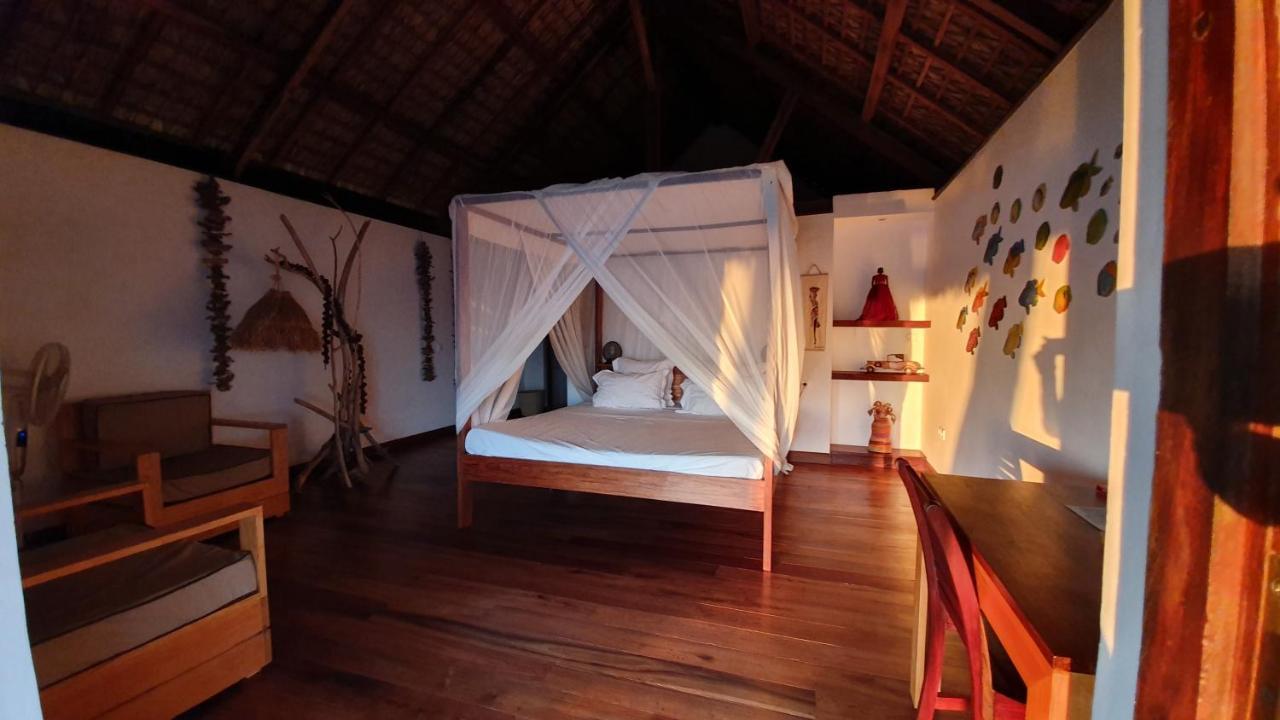 Bed and Breakfast Le Transat Амбатолоака Экстерьер фото